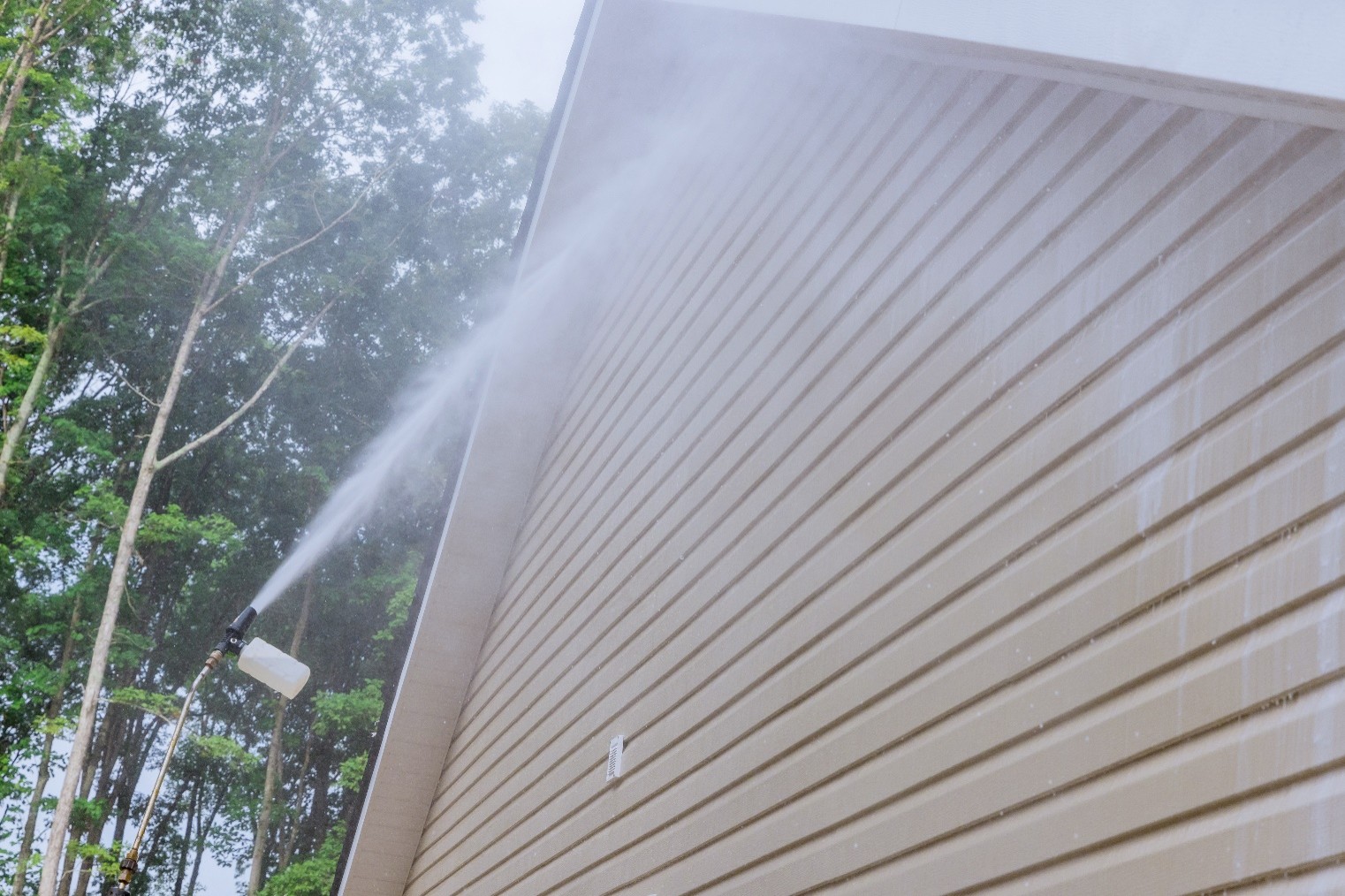 What Abbotsford Weather Is Secretly Doing to Your Property Exterior